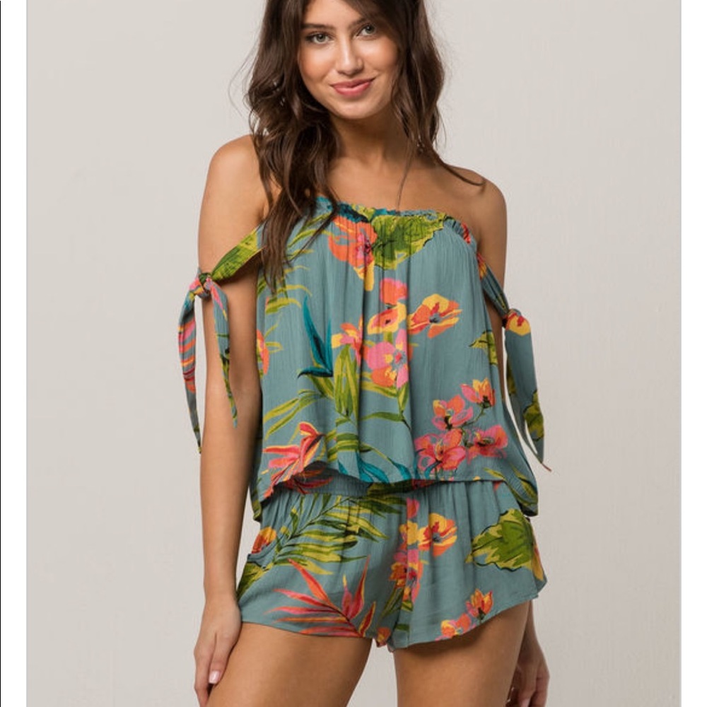 🌈 Billabong Floral Top 🌺 NWT! Various Sizes ☀️